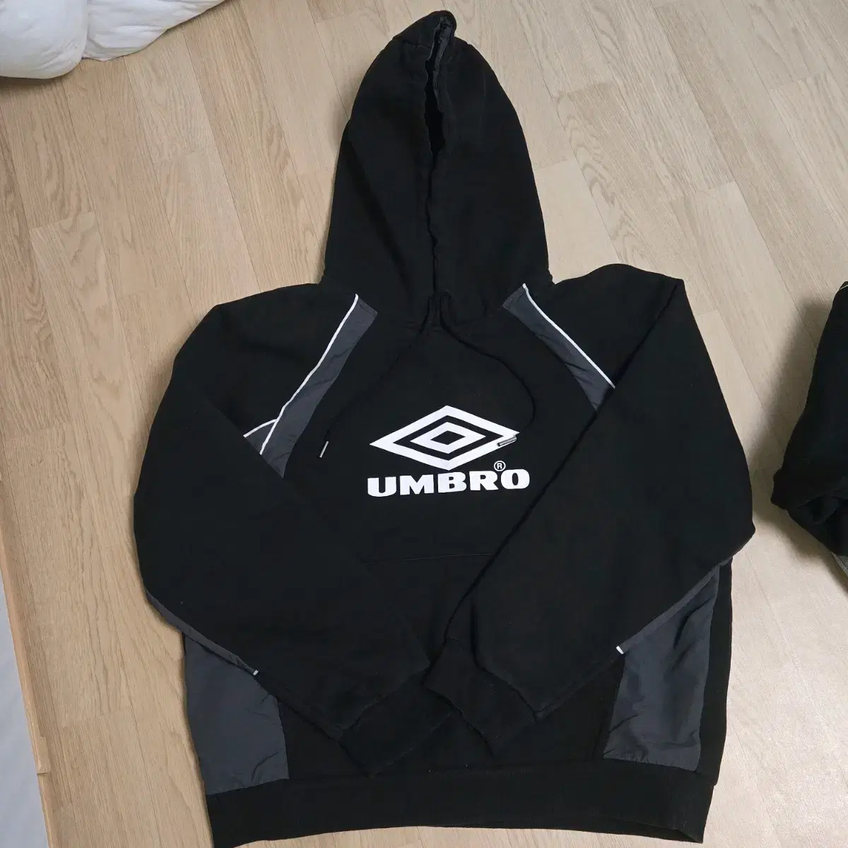 thumbnail-4